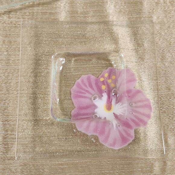 Pizzo Glass Art Hibiscus Trinket Tray - Picture 2 of 4